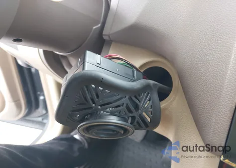 2011 Mercedes-Benz Ml 350 z USA, uszkodzony, nr VIN 4JGBB5GB2BA641019